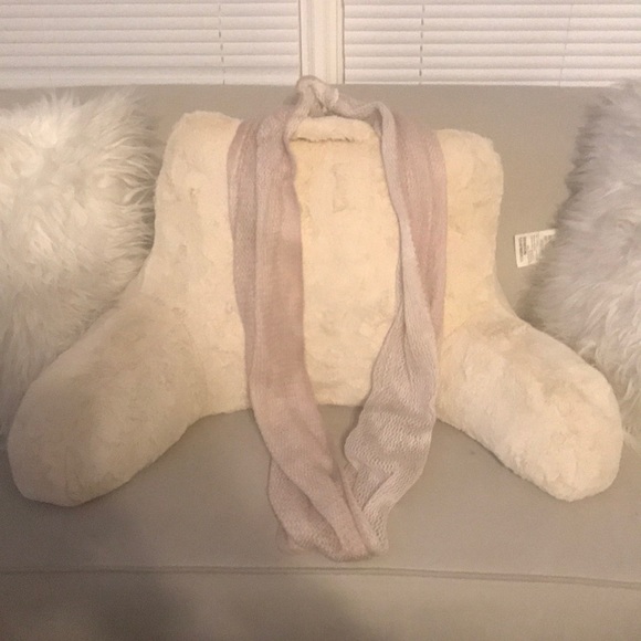 Van Heusen Scarf - Picture 1 of 2